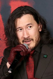 Photo of Mark Fischbach
