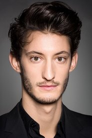Photo of Pierre Niney
