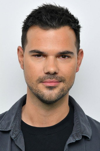 Taylor Lautner