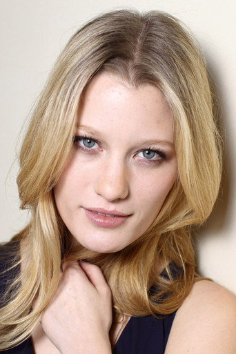 Portrait of Ashley Hinshaw