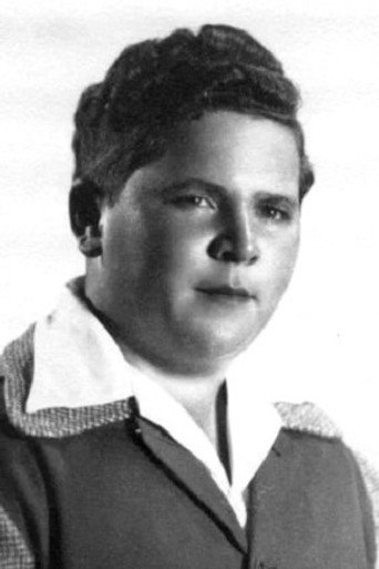 Portrait of Joe Strauch Jr.