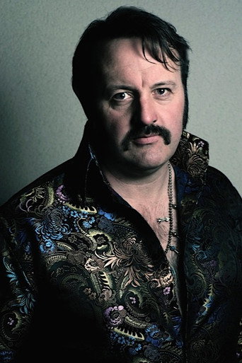 Portrait of Mike Bubbins