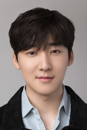 Portrait of Kevin Woo