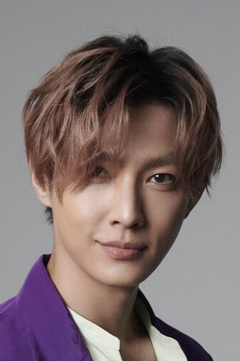 Portrait of Aaron Yan