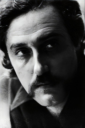 Portrait of Vinícius Salvatori