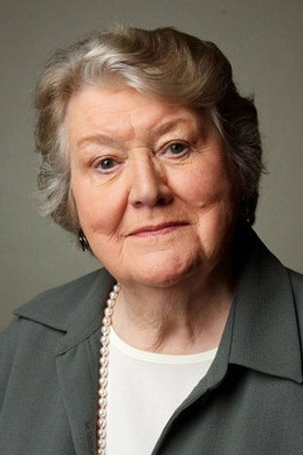 Portrait of Patricia Routledge
