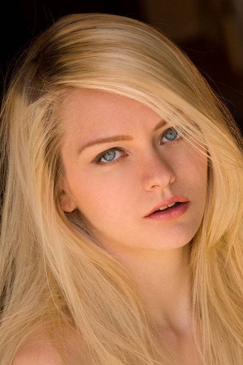 Portrait of Alli Rae