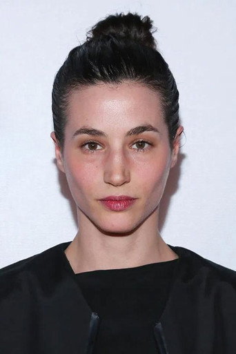 Portrait of Elisa Lasowski