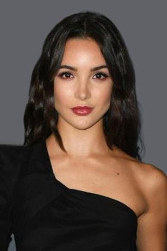 Portrait of Maddison Jaizani