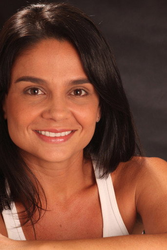 Portrait of Cristina Fagundes