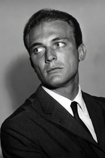 Portrait of Luiz Américo