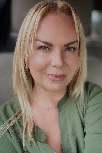 Portrait of Carolina Sabino