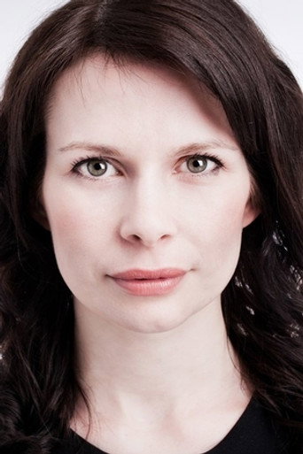 Portrait of Heather Darcy