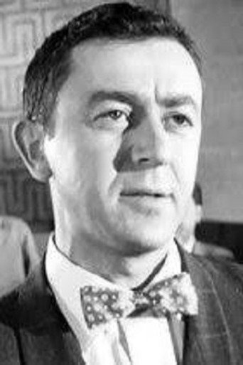 Portrait of Michael Shillo