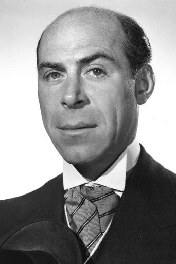 Portrait of Sid Tomack