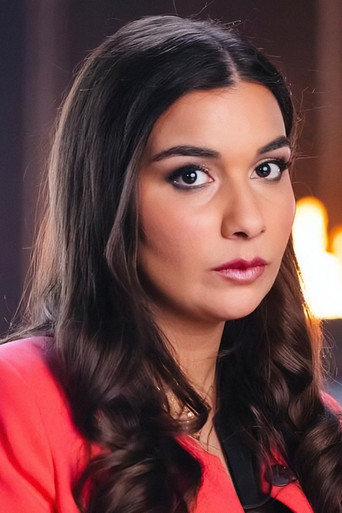 Portrait of Tara Lina Shahin