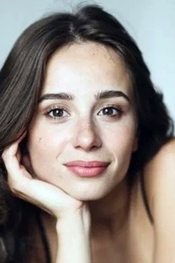 Portrait of Carla Poquin