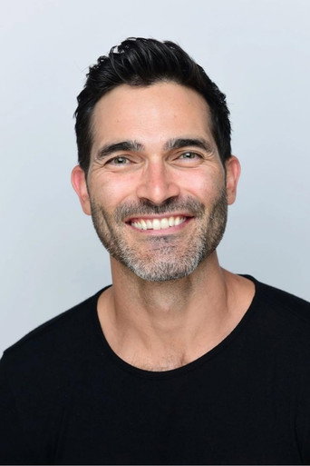 Portrait of Tyler Hoechlin