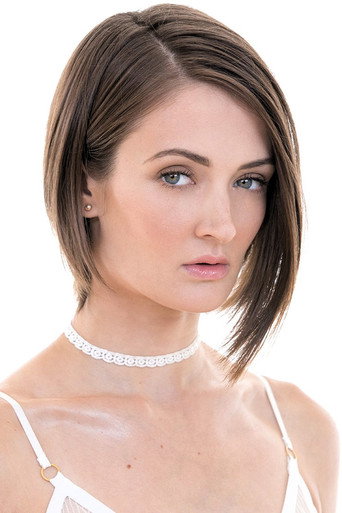 Portrait of Zoe Sparx