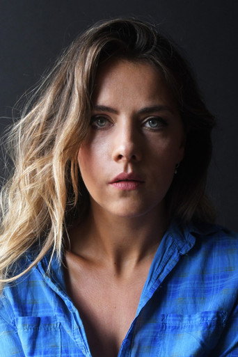 Portrait of Leen Dendievel