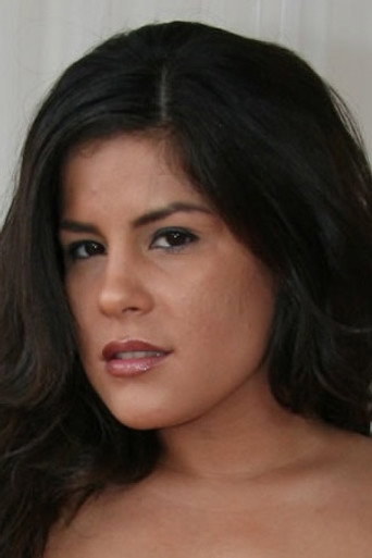 Portrait of Michelle Avanti