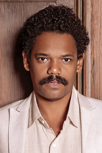 Portrait of Michel Gomes