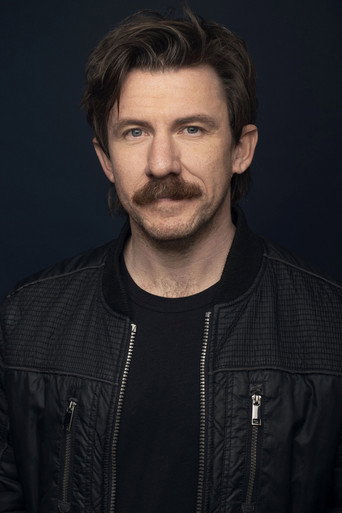 Portrait of Luke Barnett