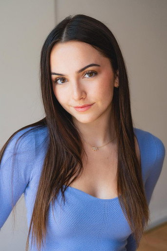 Portrait of Hannah Cheramy