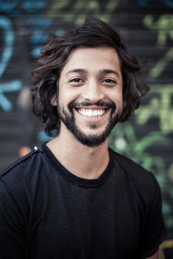 Portrait of Leandro Léo