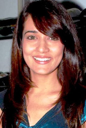Portrait of Neha Jhulka