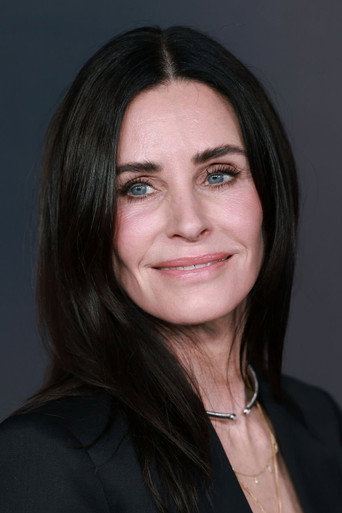 Portrait of Courteney Cox