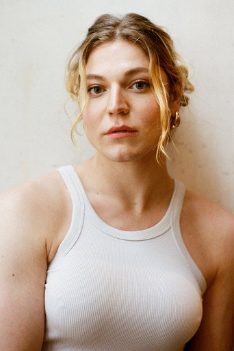 Portrait of Thea Ehre