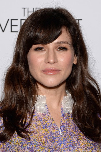 Portrait of Yael Stone