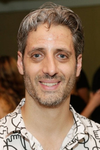 Portrait of Josh Saviano