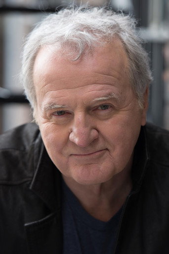 Portrait of Tom Kemp