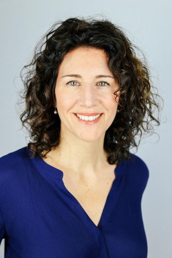 Portrait of Heather Huntington Stewart