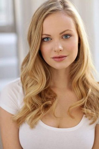 Portrait of Meghan Roberts