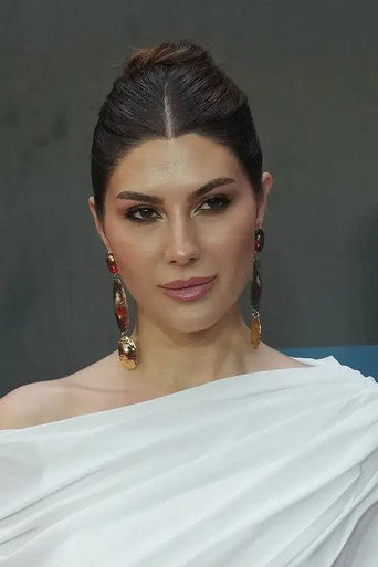 Portrait of Elnaaz Norouzi