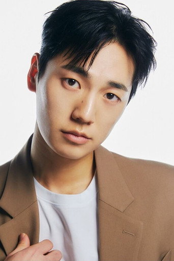 Portrait of Jung Woo-jae