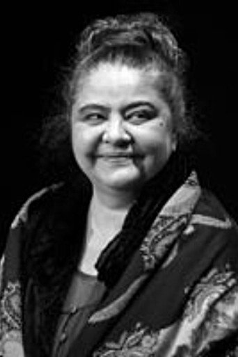 Portrait of Mirela Nicolau