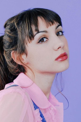 Portrait of Hannah Marks