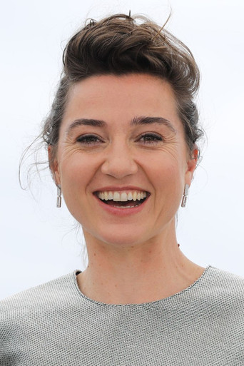 Portrait of Nina Meurisse