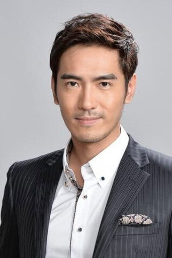 Portrait of Chris Lee