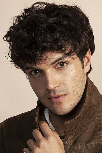 Portrait of Daniel Haidar