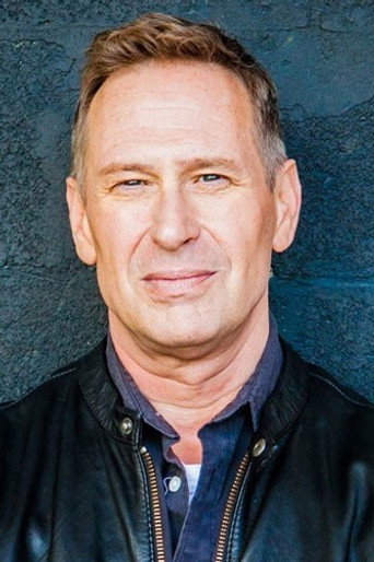Portrait of Scott Thompson