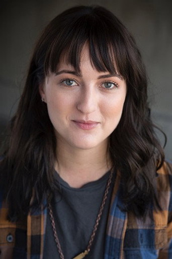 Portrait of Tara Shayne