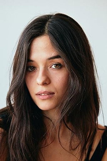 Portrait of Valeria Santaella