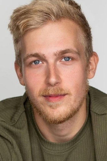 Portrait of Zack Fonzovs