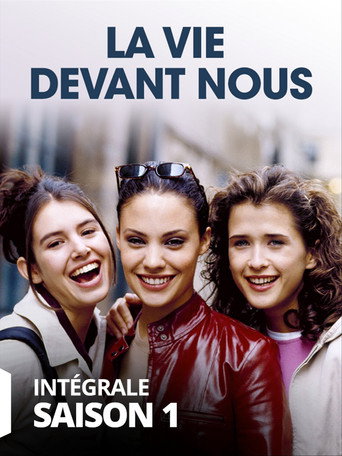 Poster for La Vie devant nous