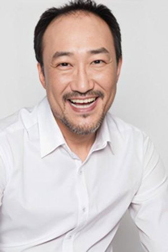 Portrait of Lee Dong-hee